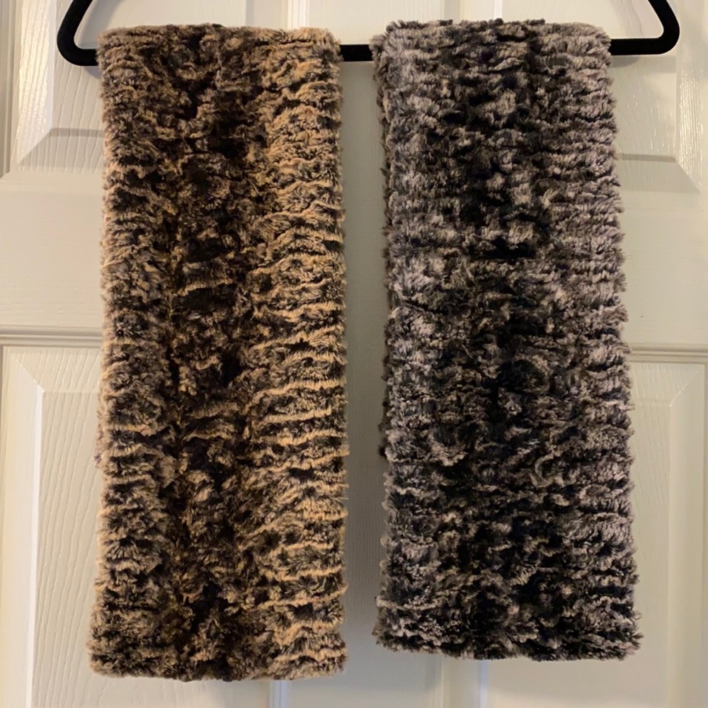 2 Brazen Infinity Scarves
